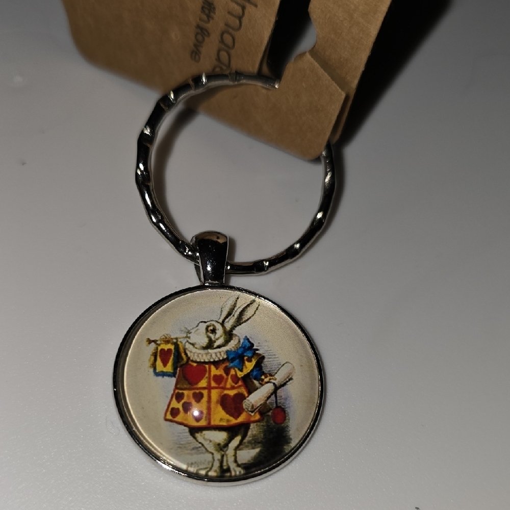 White Rabbit Keychain - Picture 2 of 4